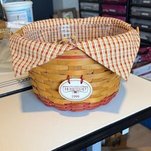 Longaberger 1999 Homestead Basket w/Liner, Tie-on, handle tie and Protector